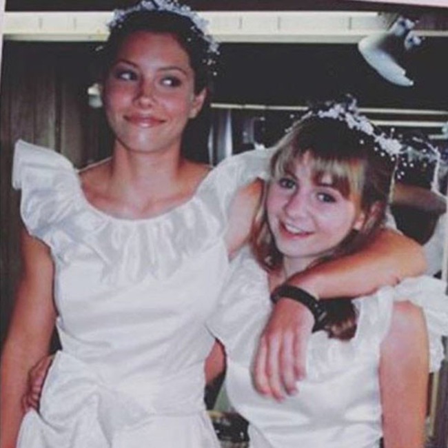 Beverley Mitchell, Jessica Biel